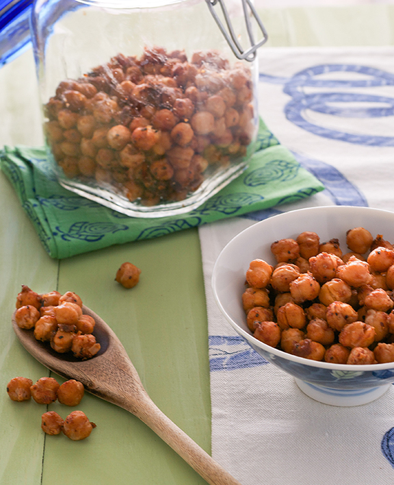 Barbecue Roasted Chickpea Snack from The Abundance Diet by Somer McCowan