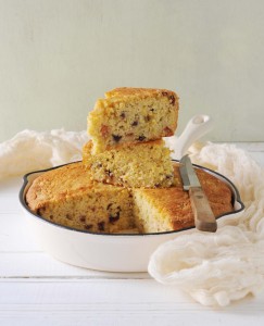 spicycranberrycornbread