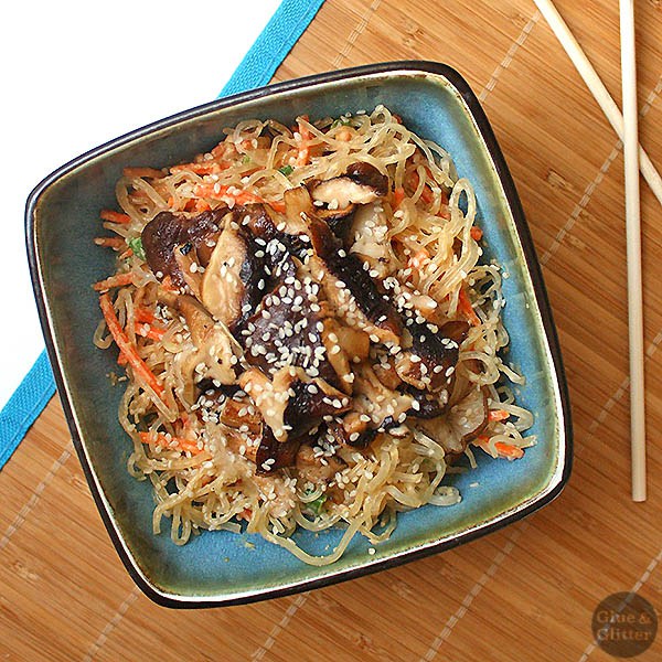 Sesame Shiitake Kelp Noodle Salad