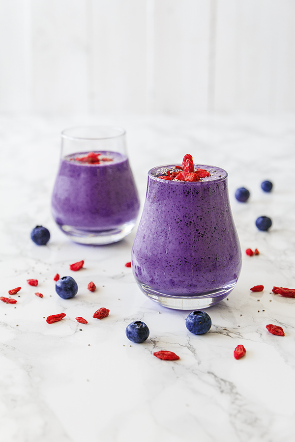 Super Antioxidant Shake with Blueberries and Goji Berries from The Ultimate Vegan Breakfast Book: 80 Mouthwatering Plant-Based Recipes You’ll Want to Wake Up For © Nadine Horn and Jörg Mayer